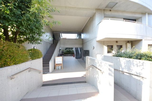 エントランス　★エントランス★