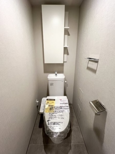 トイレ　※写真は同タイプ住戸です。