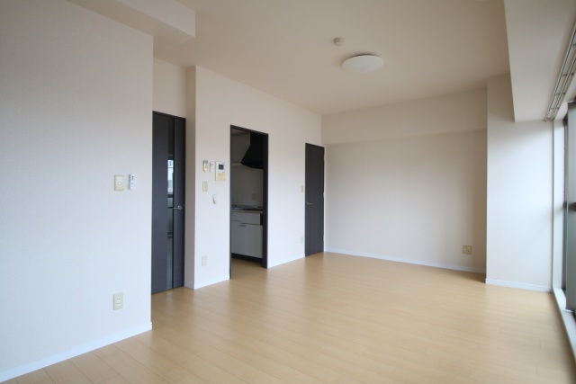 居室・リビング　※別室の参考写真の為、現況優先です。