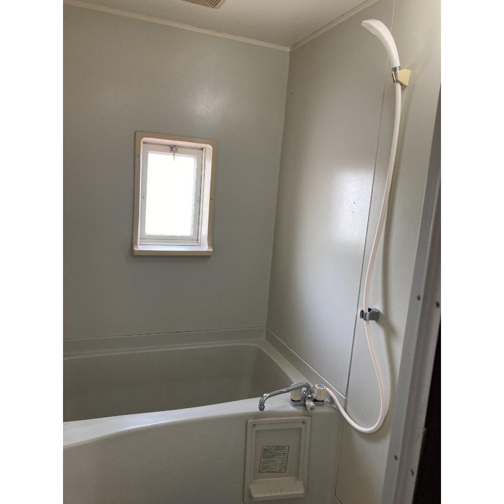 バス・シャワールーム　お風呂で日々の疲れを落としましょう