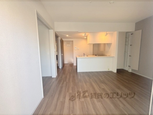 居室・リビング　リビング