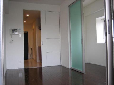 居室・リビング　室内