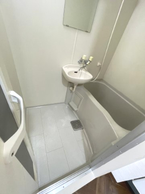 バス・シャワールーム　お風呂です