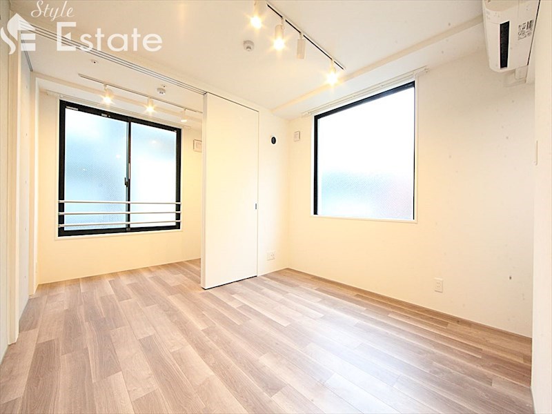 居室・リビング　内装