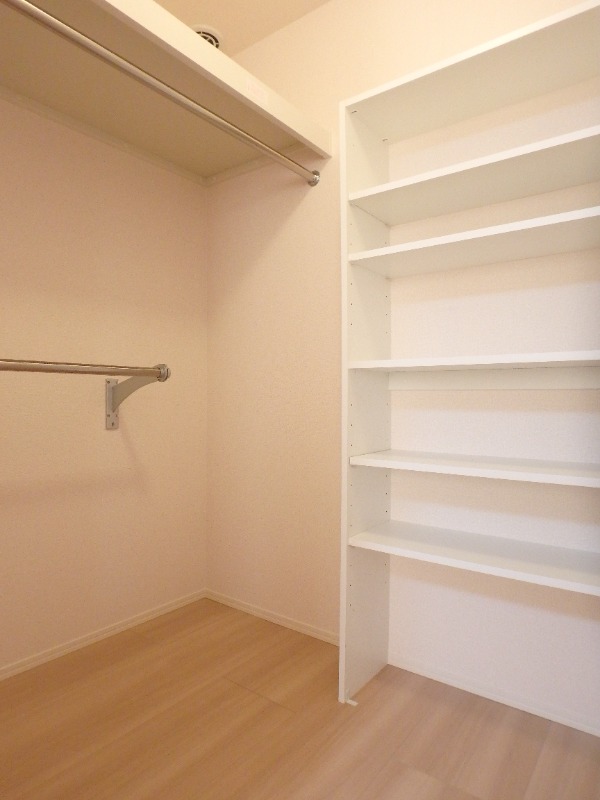 収納　図面と現状に相違がある場合には現状を優先