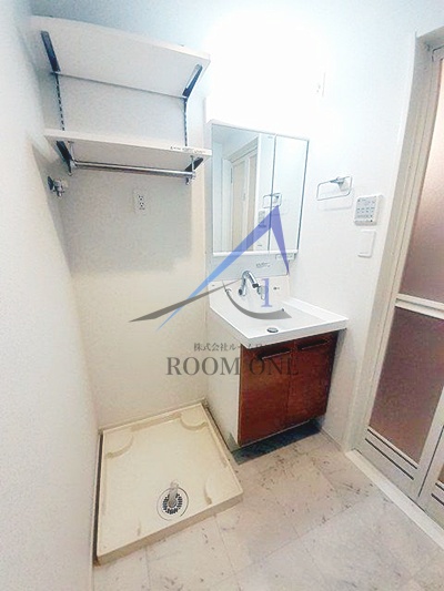 洗面設備　洗面台です。