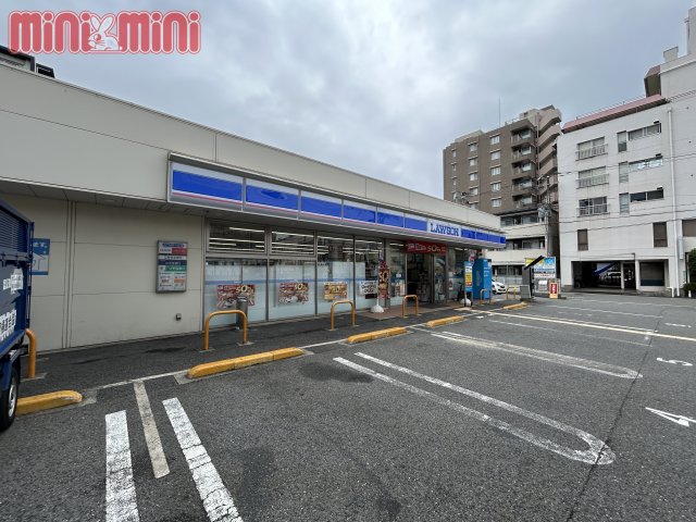 コンビニ　ローソン　淀川通塚本店（コンビニ）まで77m