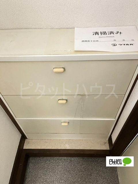 玄関　シューズボックス