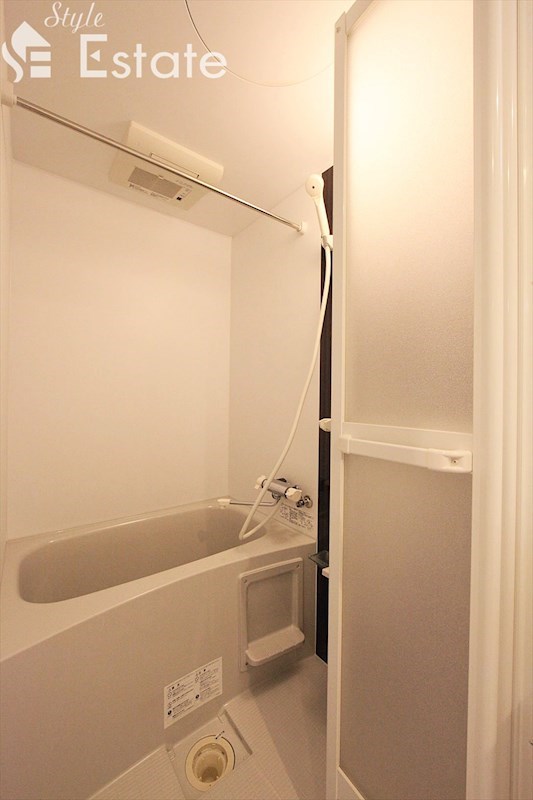 バス・シャワールーム　同仕様内装