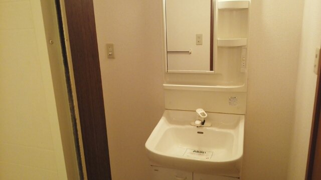 洗面設備　広い洗面スペース