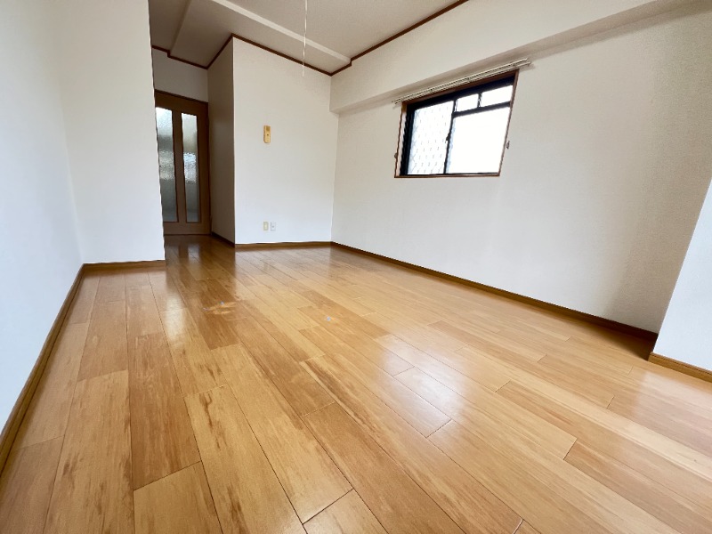 居室・リビング　別号室イメージ