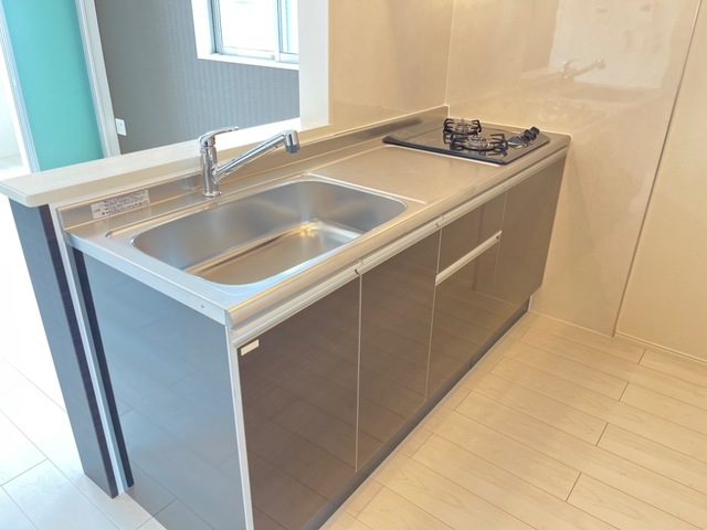 キッチン　反転イメージ画像