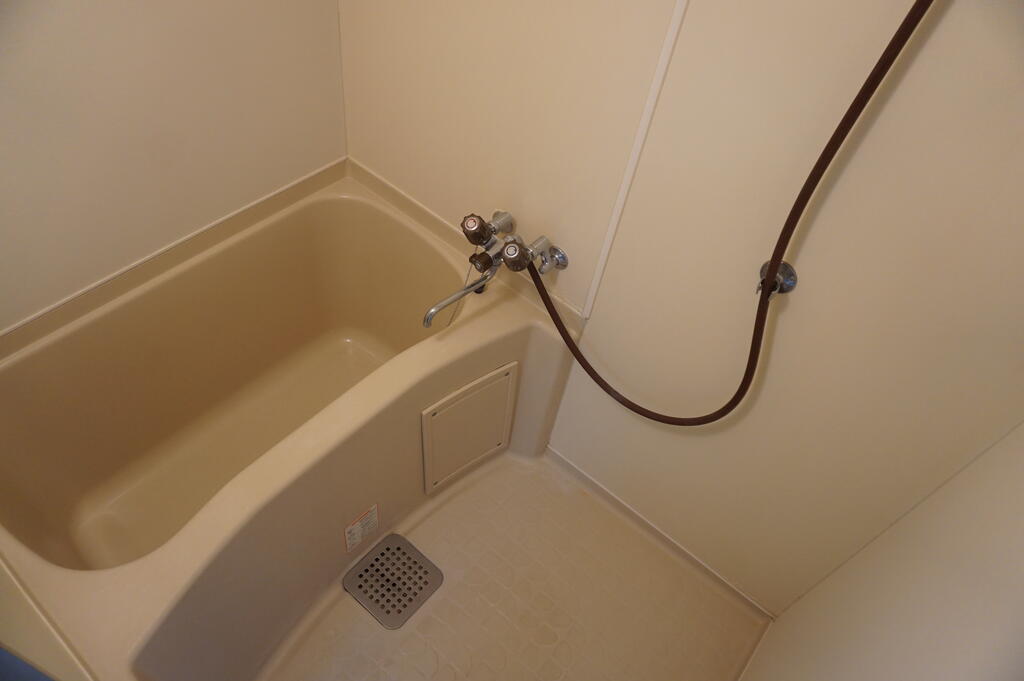 バス・シャワールーム　もちろんバストイレ別☆