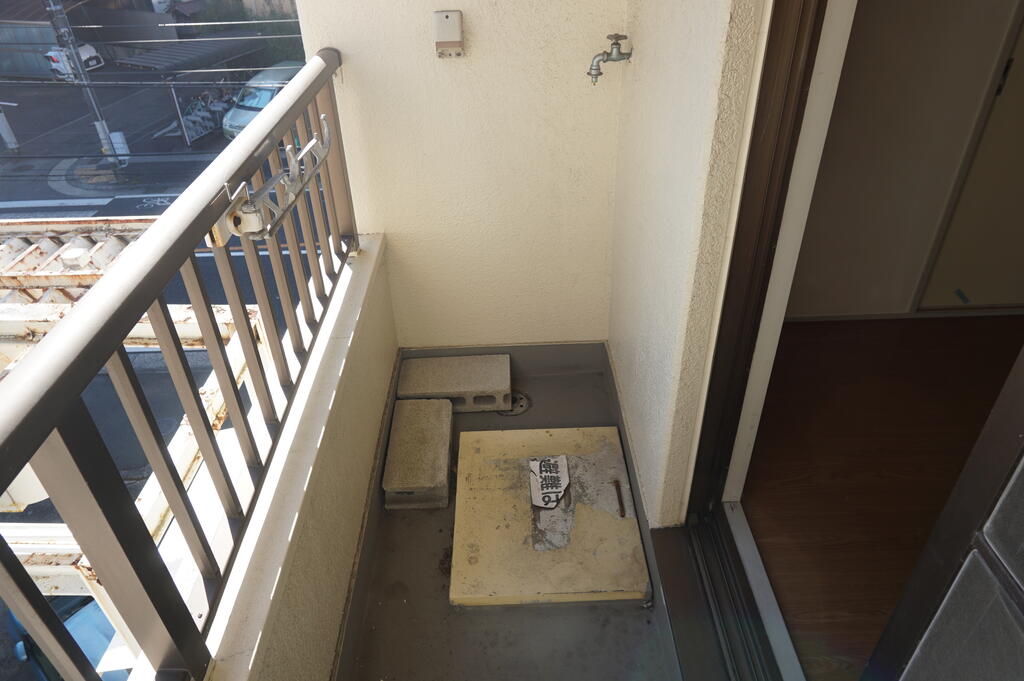 バルコニー　洗濯物も干せますよ☆