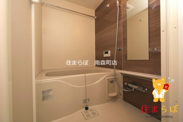 バス・シャワールーム　「見た目じゃなく、心に“しっくりくる”を大切に。」