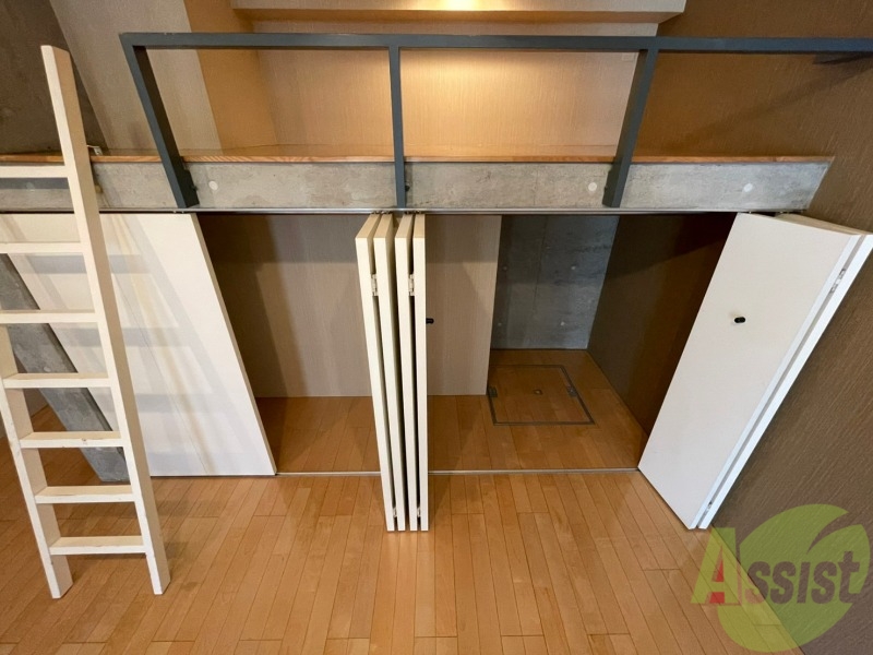 収納　奥行きもあり、荷物が多い方でも安心です。