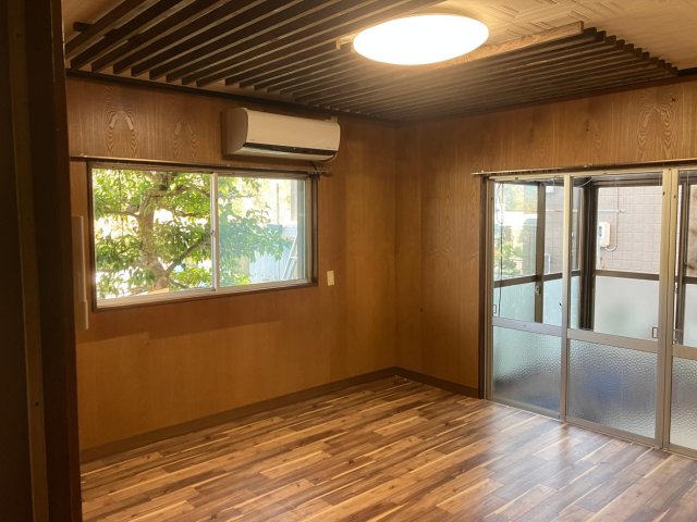 居室・リビング　1階リビングはエアコンを使用可能