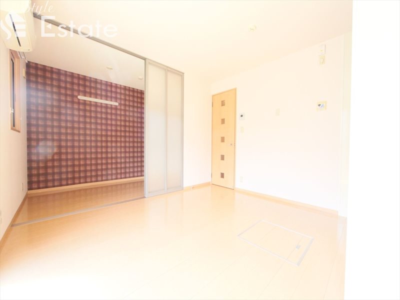 居室・リビング　内装