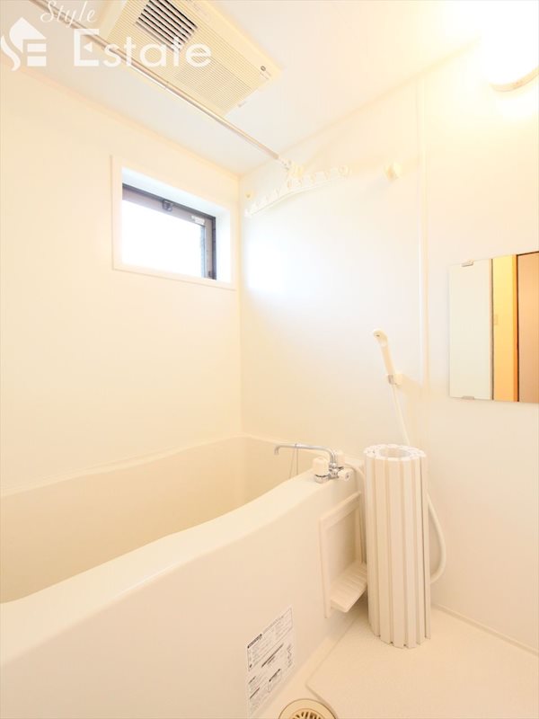 バス・シャワールーム　バスルーム