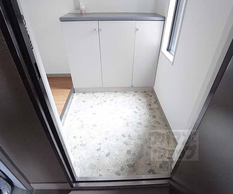 玄関　玄関です。