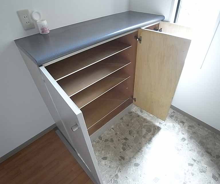 収納　下駄箱です。