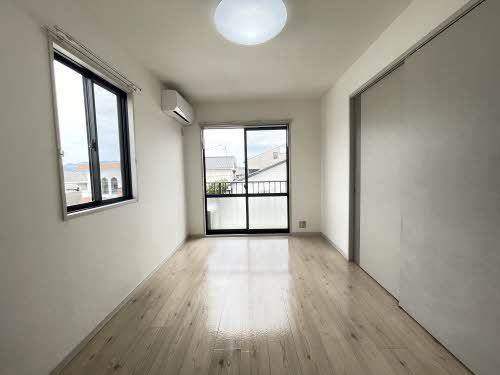 居室・リビング　リビング