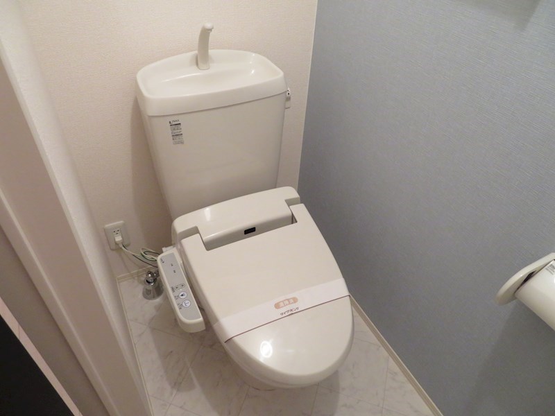 トイレ　同物件別部屋