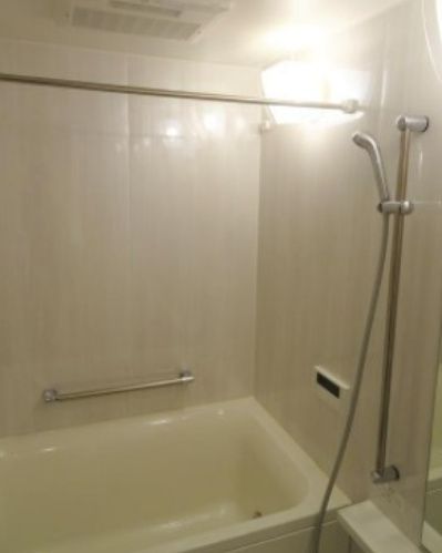 バス・シャワールーム　☆ゆったりくつろげるお風呂☆