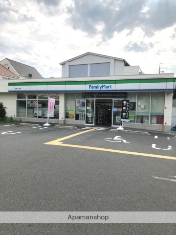 コンビニ　ファミリーマート（コンビニ）まで387m