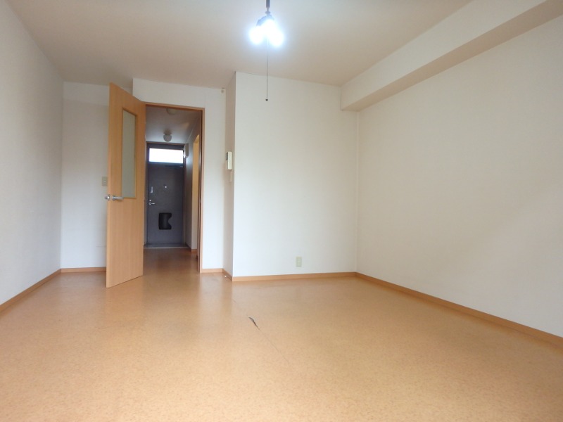 居室・リビング　図面と現状に相違がある場合には現状を優先