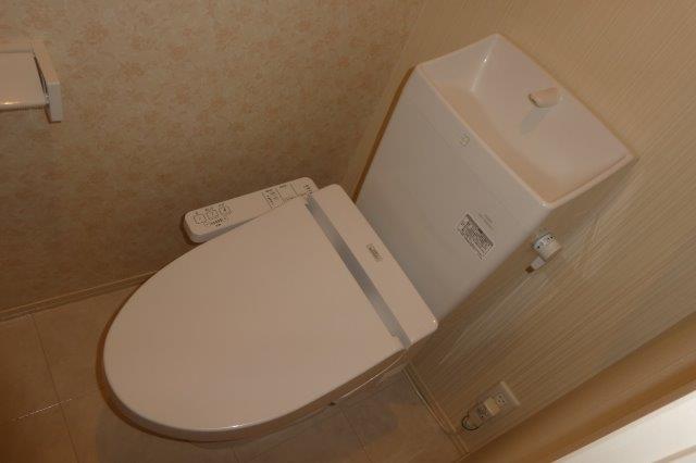 トイレ　ウォシュレット