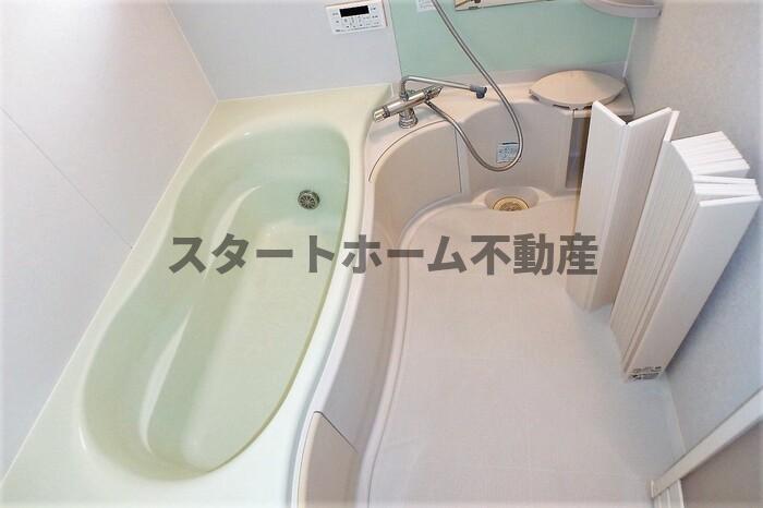 バス・シャワールーム　きれいなお風呂です