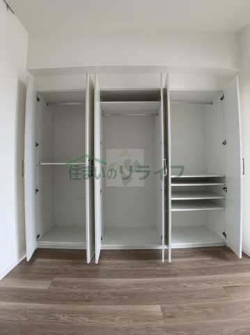 収納　ルフォンプログレ滝野川