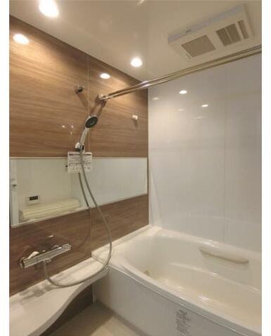 バス・シャワールーム　日々の疲れを癒すお風呂です♪