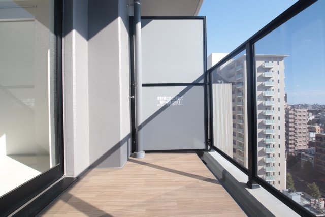 バルコニー　※別部屋の参考写真の為、原状優先です。