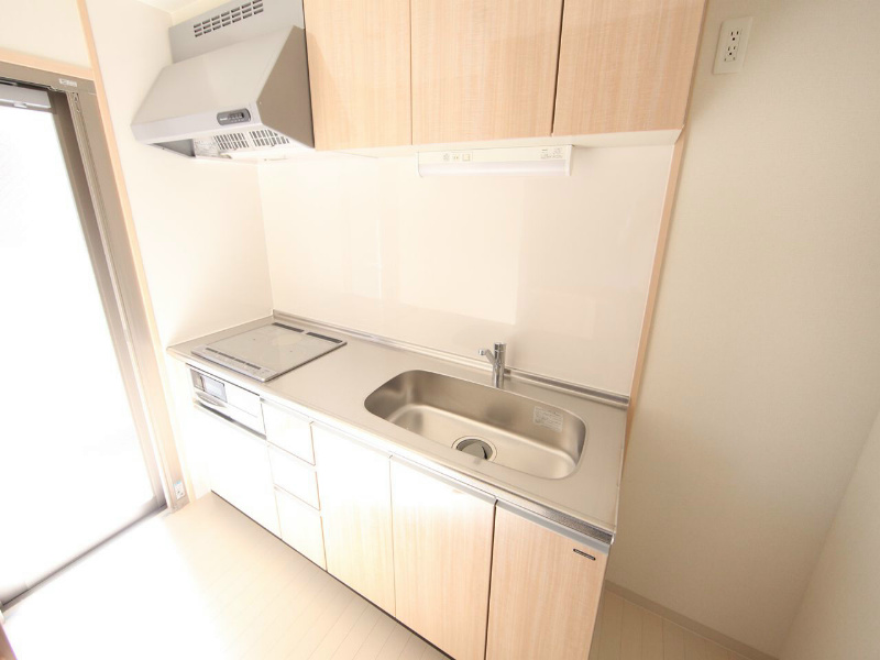 キッチン　システムキッチン（ＩＨ3口コンログリル付）