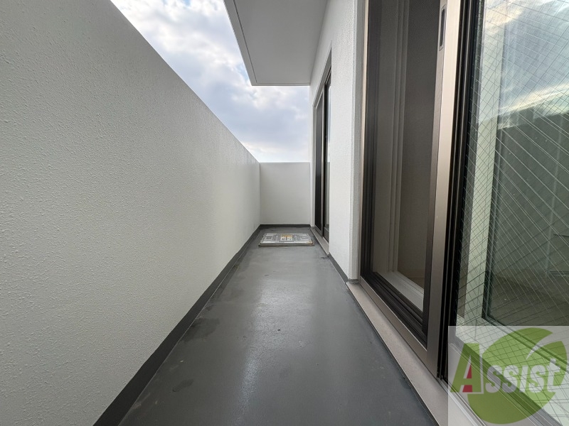 バルコニー　バルコニーです。洗濯物を干したり一息ついたりできますね！