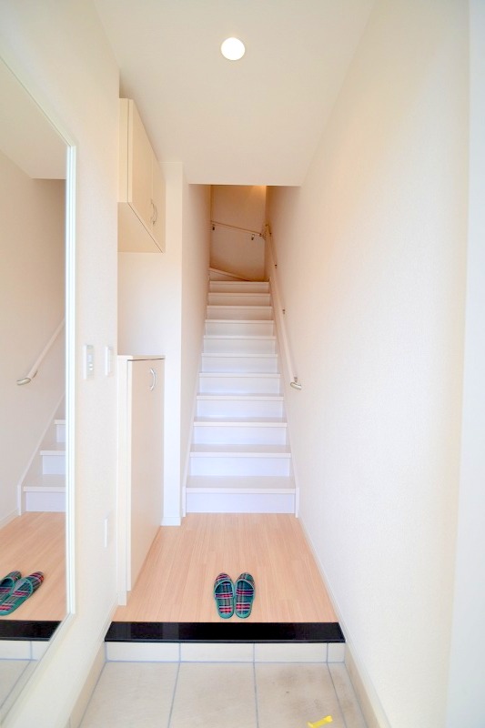 玄関　お問合せはシティホーム海田センター　082-821-2227