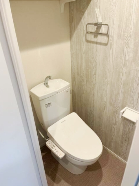 トイレ　同仕様参考写真