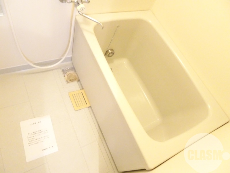 バス・シャワールーム　追い焚き機能付きバス♪