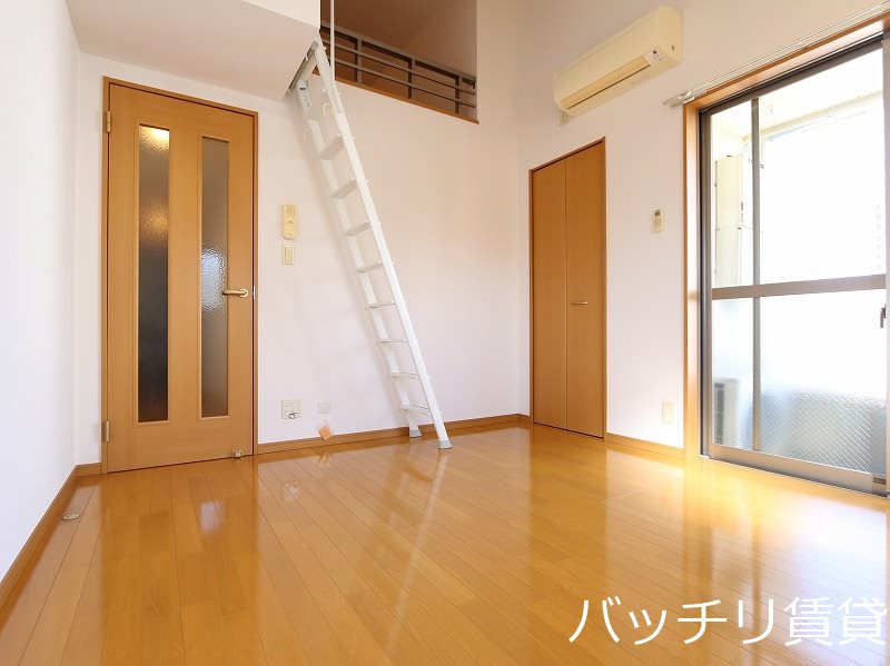 居室・リビング　インターネット無料♪　角部屋♪