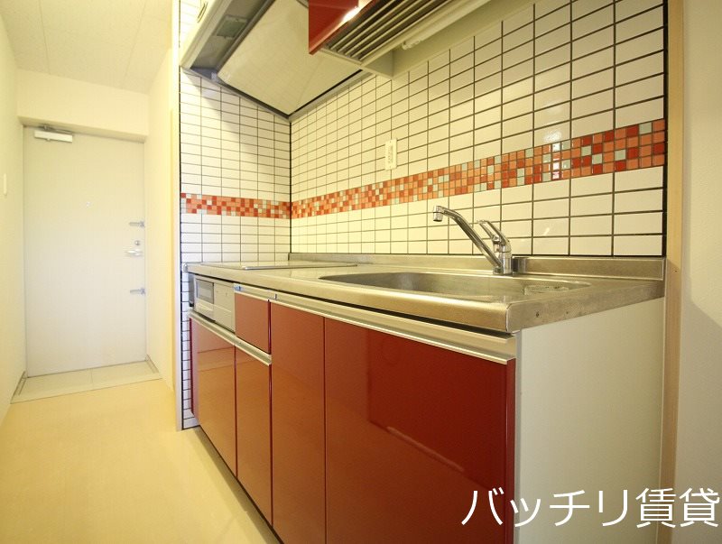 キッチン　同物件別号室の為、現状優先