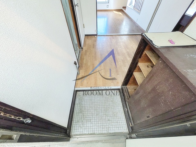 玄関　玄関です。