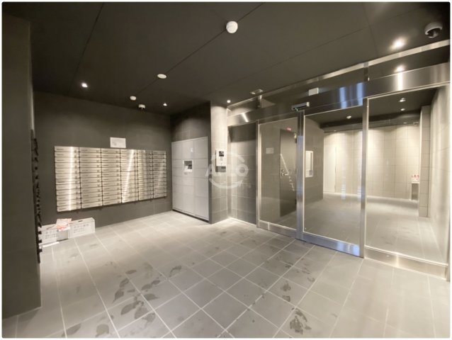 ロビー　セオリー夕陽丘DOOR　ロビー