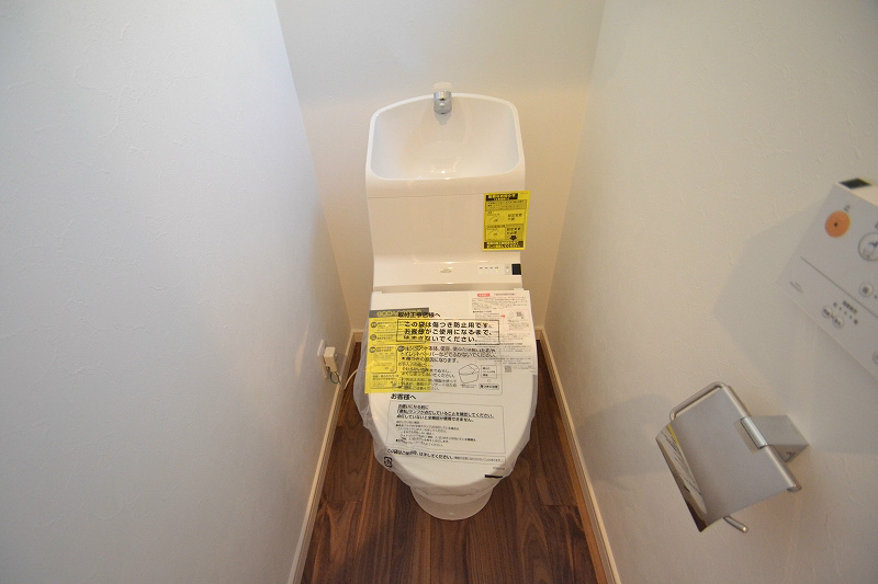 トイレ　別部屋参考写真