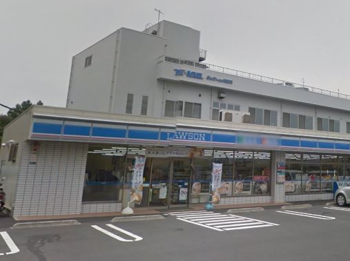コンビニ　ローソン 藤沢鵠沼神明一丁目店（コンビニ）まで587m