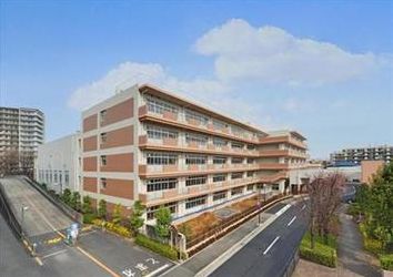 小学校　川口市立元郷南小学校（小学校）まで487m