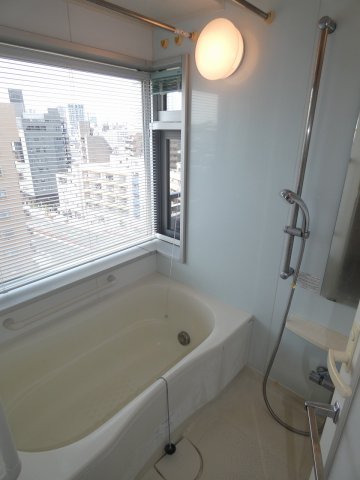 バス・シャワールーム　バス※別部屋参考写真