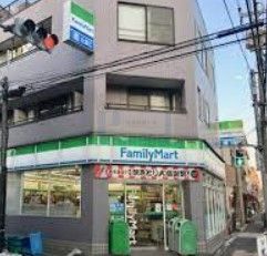 コンビニ　ファミリーマート蓮根二丁目店（コンビニ）まで200m