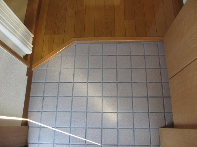 玄関　2017年5月撮影